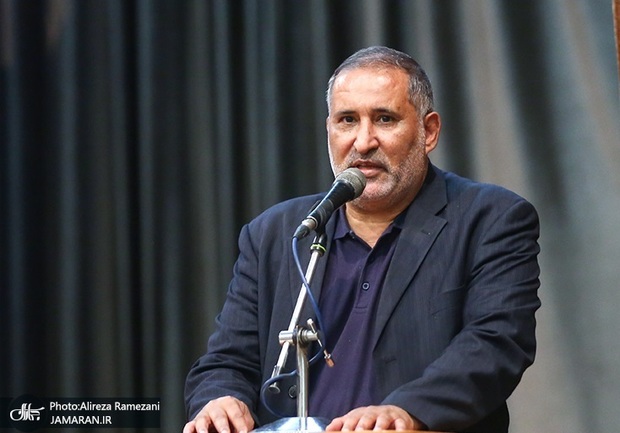 یک مقام صداوسیما از انتشار کتاب شعر جدیدی با عنوان «انگیزه ترامپ‌کُشی» خبر داد