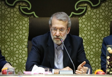 گذر از مشکلات ارزی با حمایت از تولید کنندگان تحقق می پذیرد