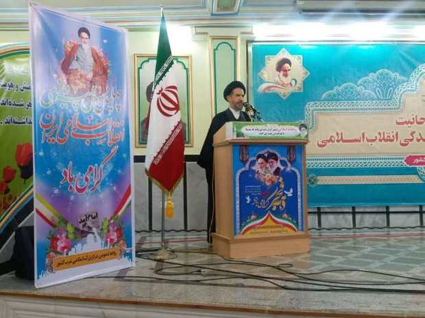 سیاست خارجی ایران مقابله با منافع نامشروع آمریکا است