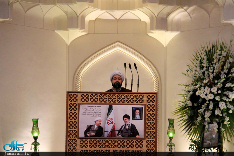 مراسم بزرگداشت آیت الله هاشمی رفسنجانی(ره) در مصلای وحدت گرگان 