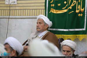 مراسم میلاد حضرت زهرا(س) و امام خمینی(ره) در دفتر آیت الله صانعی