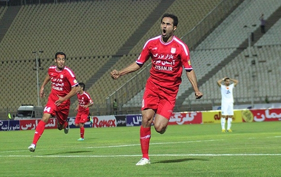 محمد نصرتی به دیدار با پرسپولیس می رسد