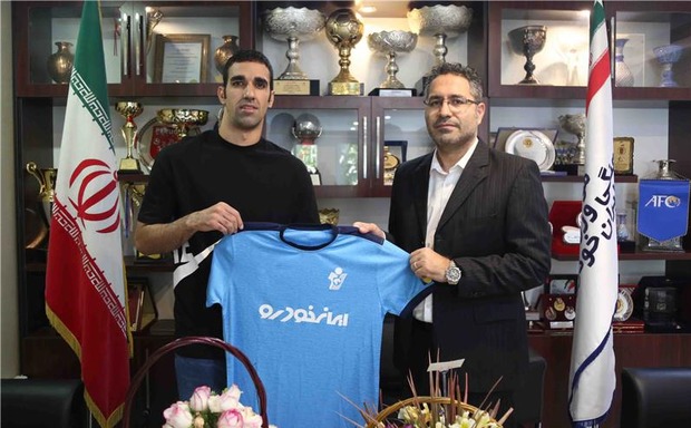 بازیکن سابق استقلال به پیکان پیوست+عکس
