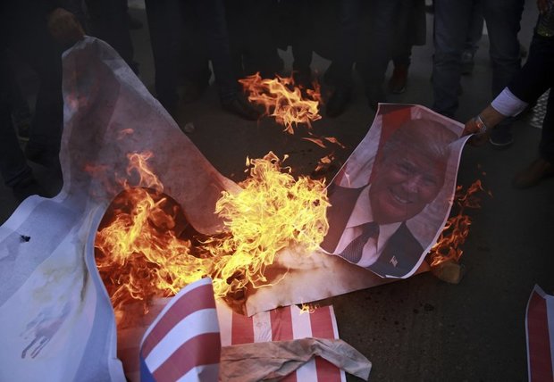 ترامپ و نتانیاهو در آتش+ تصاویر