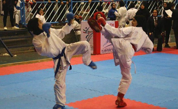 بافقی‌ها از مسابقات کشوری کاراته ۱۰ مدال طلا درو کردند