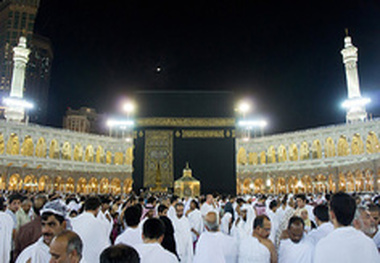 ورود به عربستان برای انجام عمره و زیارت مسجدالنبی به حالت تعلیق درآمد
