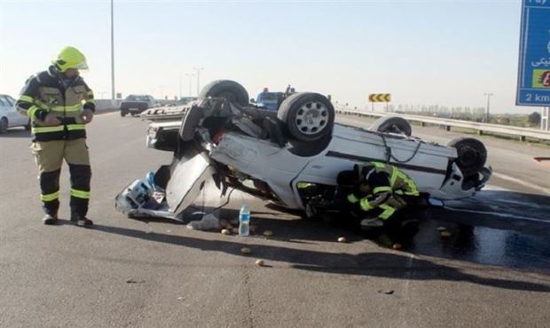 واژگونی خودرو در سیرجان 2کشته برجا گذاشت