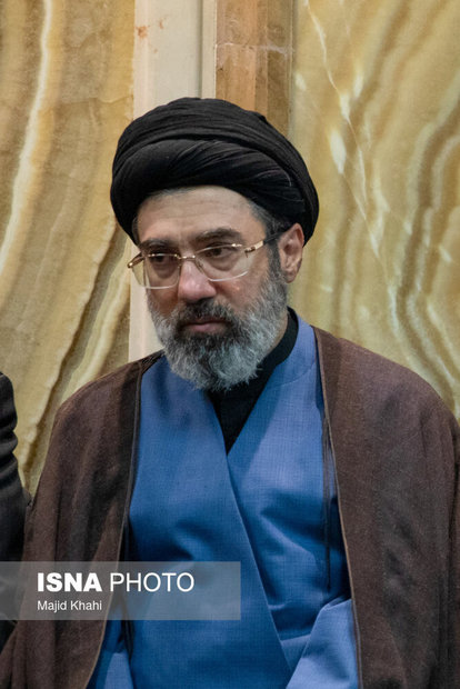 سر و جان ما فدای قدمت 