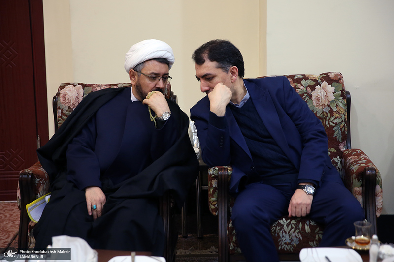 حاشیه تجدید میثاق رئیس جمهور و اعضای دولت با آرمان های حضرت امام خمینی (س)
