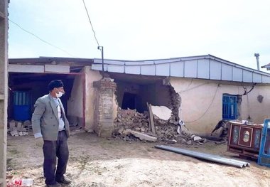۶۴ واحد مسکونی مراوه تپه بر اثر رانش زمین تخریب شد