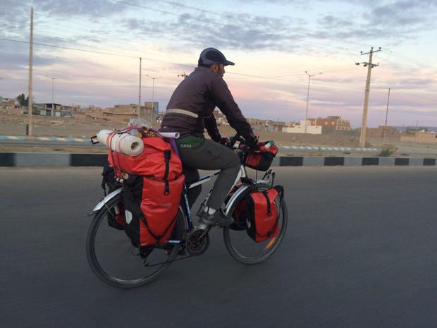 رکاب زنی 4000 کیلومتری فرزند شهید  پاسداشت شهدای مرزبان