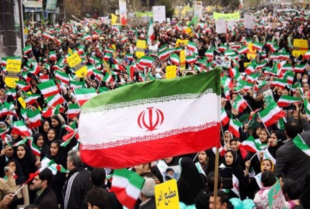 ملت ایران در مواجهه با ۲ آزمون بزرگ