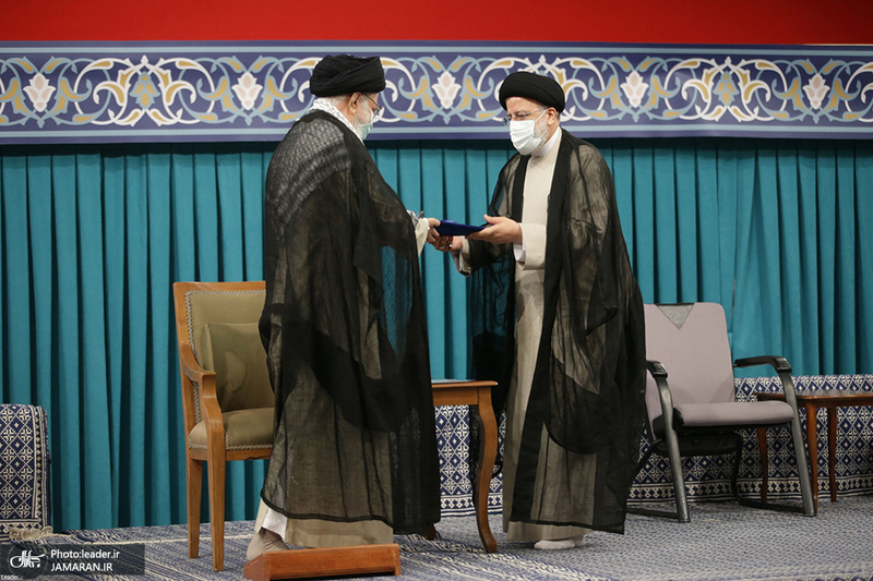 مراسم تنفیذ حکم سیزدهمین دوره ریاست جمهوری اسلامی ایران‌ توسط رهبر انقلاب