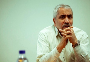 بیایید روزنامه‌نگار و روزنامه باشیم