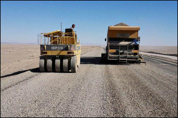 67 کیلومتر از راه های خاکی الموت قزوین تسطیح شد