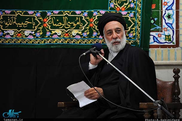سید هادی خامنه‌ای: در برابر منحرفان هر لحظه باید انقلاب کنیم