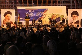 همزمان با برگزاری جشنواره انگور: حضور ۸۰۰۰ میهمان از سایر نقاط کشور در ارومیه