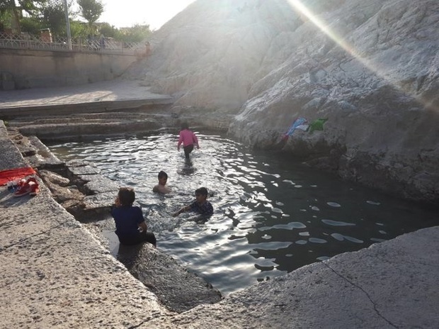 آب به چشمه علی بازگشت+ عکس
