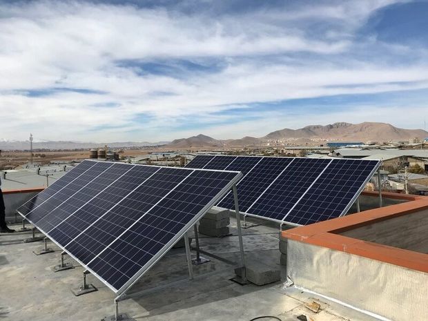 نیروگاه خورشیدی ۱۰۰ مگاواتی در مرند احداث می‌شود