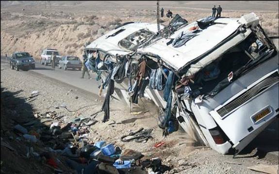 برخورد اتوبوس با کامیون در محور بجنورد- جنگل گلستان سه کشته داشت