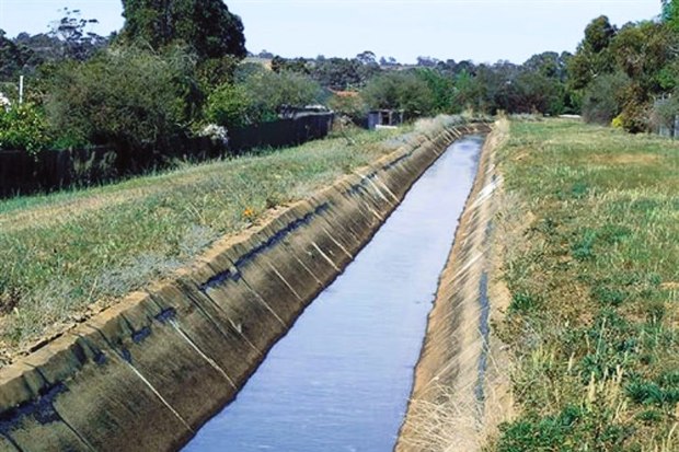60 درصد کانالهای آب کشاورزی سمنان سنتی است