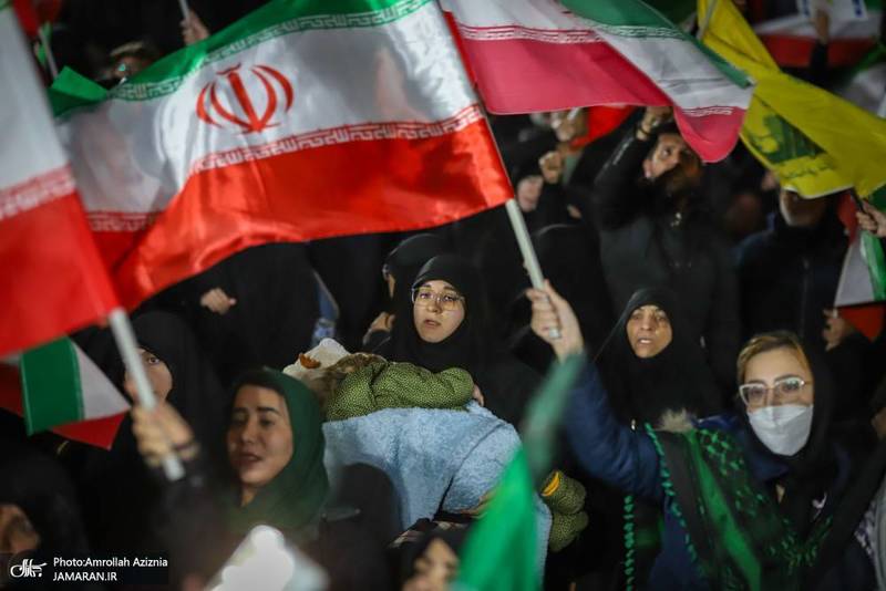 چهل و یکمین شب اجتماع پر شور مردم در شهرک ولیعصر (عج)