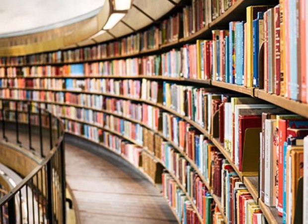 کتابخانه های استان مرکزی 12 برابر توسعه یافت