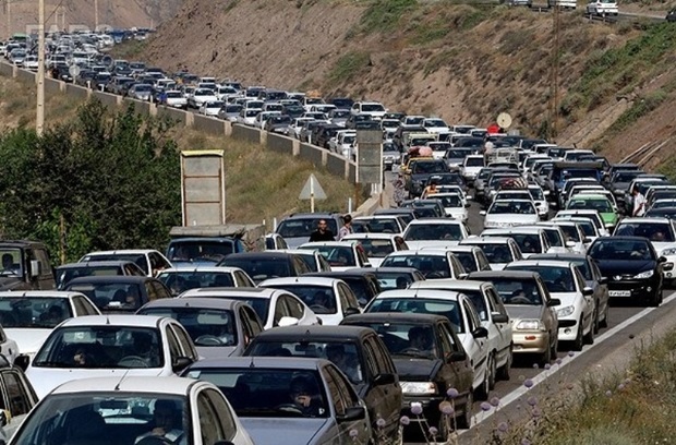 ترافیک مسیر هراز سنگین است