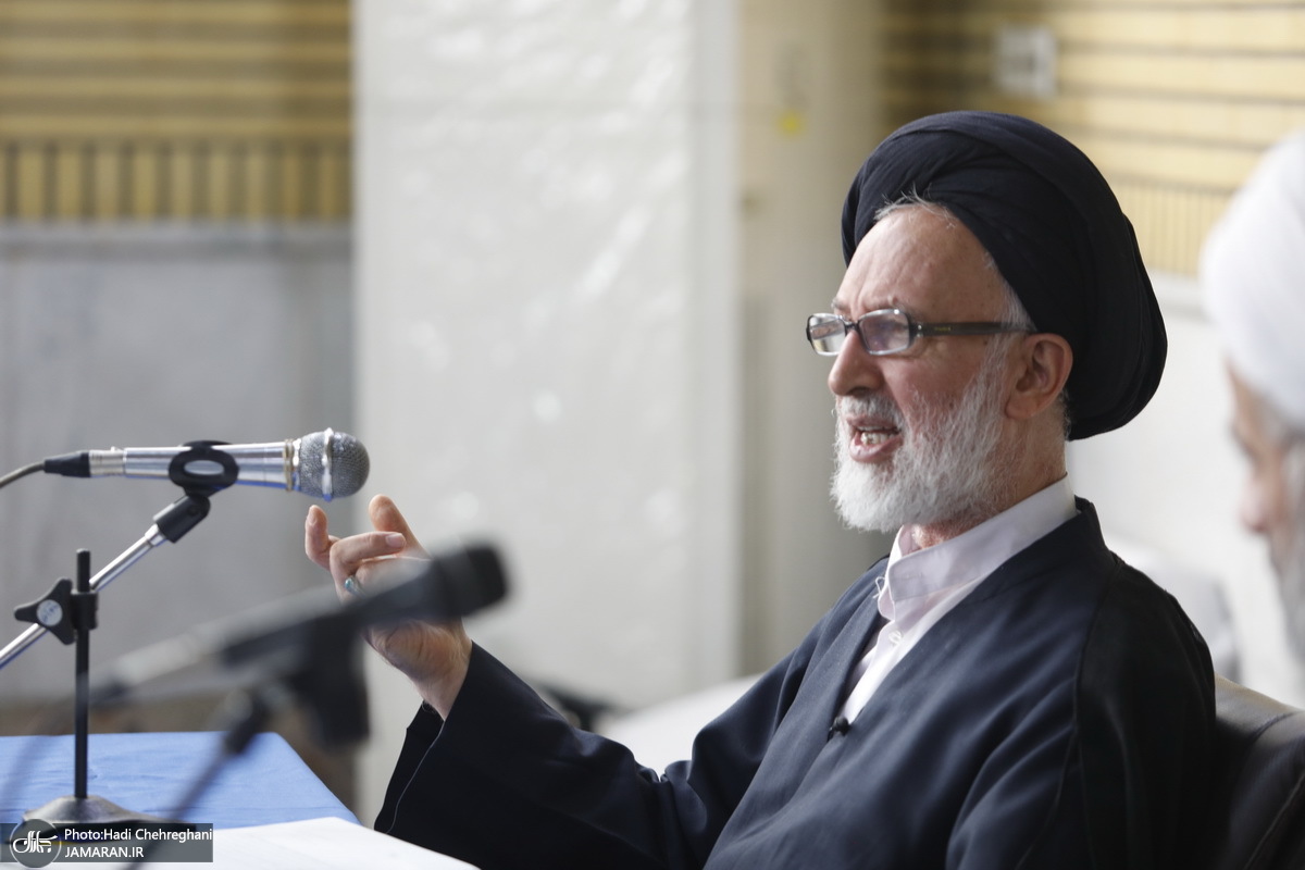 آیت‌الله ایازی: مذاکره یکی از ابزارهای کاهش هزینه‌ها و تأمین امنیت و رفاه مردم است/ مردم نیازمند اطلاع‌رسانی دقیق، مستمر و شفاف‌اند