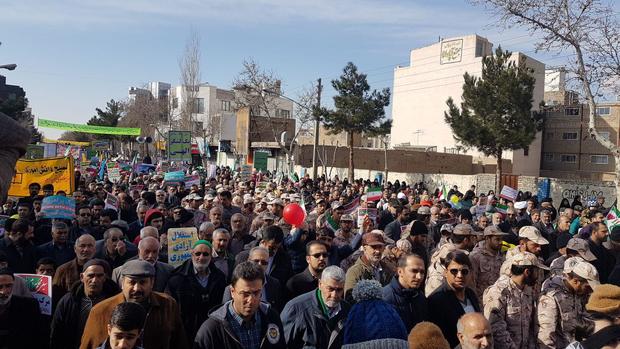مردم شاهرود تماشایی ترین راهپیمایی 22 بهمن را برگزار کردند
