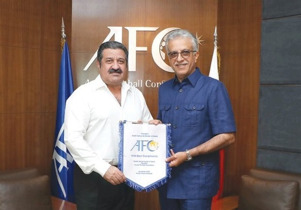 رئیس AFC با رئیس فدراسیون فوتبال کویت دیدار کرد
