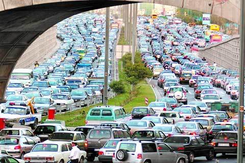 چرا مناطق6 و 12 تهران اینقدر ترافیک دارند؟