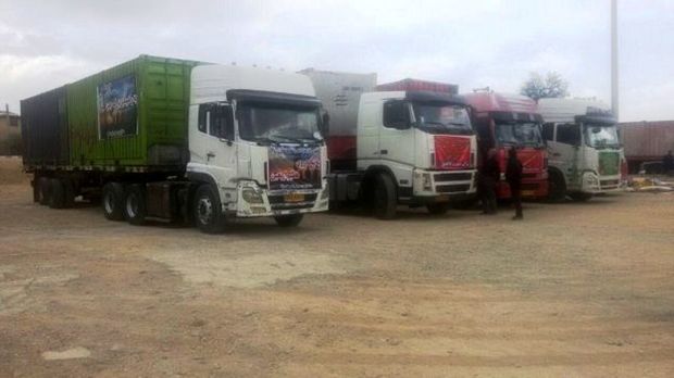 امکانات مواکب با هزارو 450 کامیون از شلمچه به عراق منتقل شد