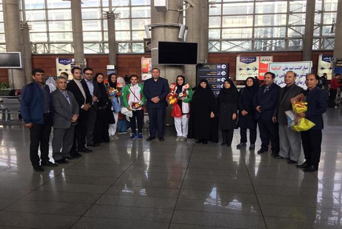  تیم ملی کاراته در میان استقبال مسئولین کمیته ملی المپیک وارد تهران شد
