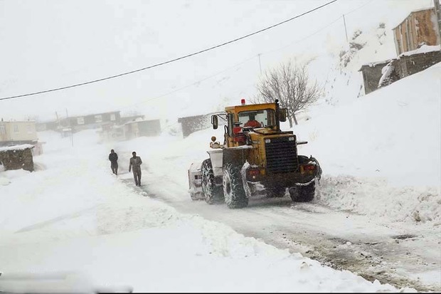 راه ارتباطی 40 روستای کردستان مسدود است