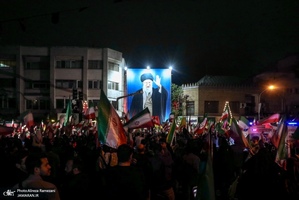 پنجاه و هشتمين اجتماع پر شور مردم در خيابان شهيد كشور دوست