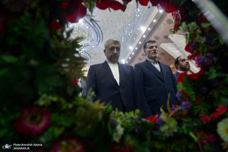 تجدید میثاق وزیر و کارکنان وزارت نیرو با آرمان های حضرت امام خمینی(س)