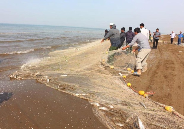 200 مترمربع تور ماهیگیری در خرم آباد کشف شد