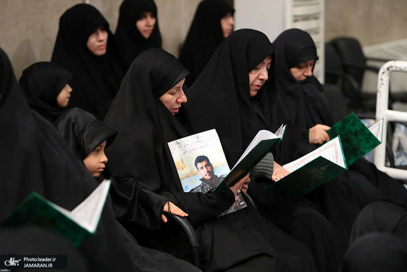 مراسم بزرگداشت شهید حاج قاسم سلیمانی و همرزمانش در حسینیه امام خمینی (ره)