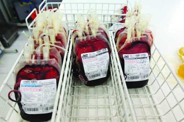 200 کیسه خون برای کمک به مجروحان حمله تروریستی اهواز ارسال شد