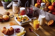 خوردن صبحانه قبل از ۷ صبح چه فایده ای دارد؟