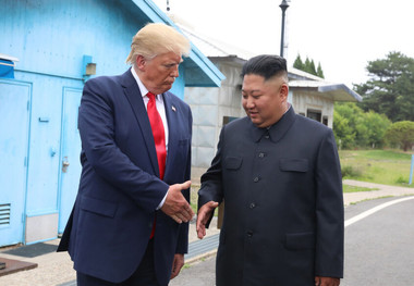 یک مقام آمریکایی: ترامپ دیر یا زود با رهبر کره شمالی ارتباط برقرار خواهد کرد
