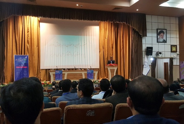 همایش ملی توسعه پایداراستان کرمانشاه آغاز شد
