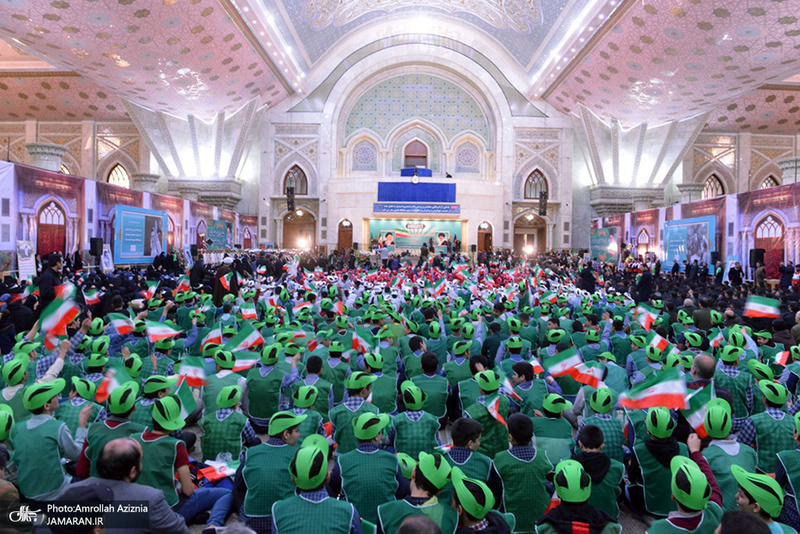 گرامیداشت سالروز ورود بنیانگذار جمهوری اسلامی ایران به میهن در حرم امام خمینی(س)