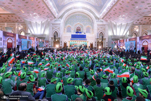 گرامیداشت سالروز ورود بنیانگذار جمهوری اسلامی ایران به میهن در حرم امام خمینی(س)