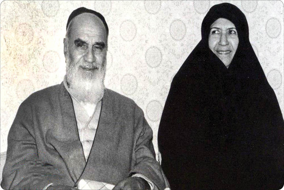 دلتنگی های امام برای همسرش و نامه هایی از سر مهر
