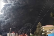 آتش‌سوزی مهیب در کارخانه الکل شکوهیه قم + تصاویر و فیلم