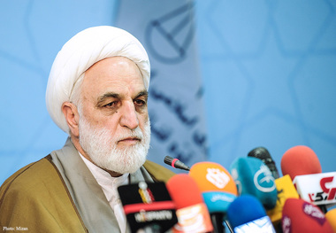 در مورد احمدی نژاد قوه قضاییه در زمان مقتضی اقدام می کند/  ما به شدت دنبال این هستیم که دادگاه علنی برگزار و پخش شود/  قبول دارم که حتما نارسایی‌هایی در زندان‌ها داریم/ همه خودکشی‌ها به خاطر سختی در زندان نیست، خیلی وقت‌ها به خاطر افشا نشدن اطلاعات شان اس