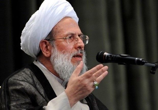 انقلاب اسلامی بدون شک معجزه ای بزرگ در تاریخ اسلام و ایران است
