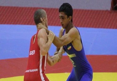 قهرمان کشتی فرنگی نوجوانان جهان بستری شد
